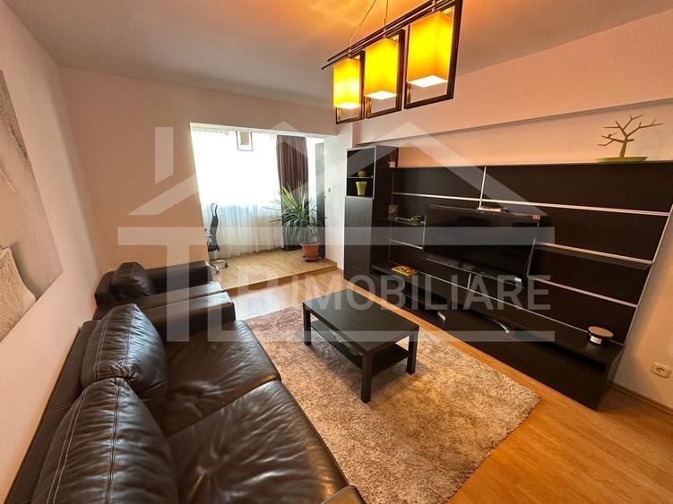 Apartament cu 3 camere decomandat, mobilat în Pandurilor