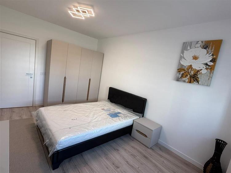 Apartament cu 2 camere decomandat, mobilat în Pipera