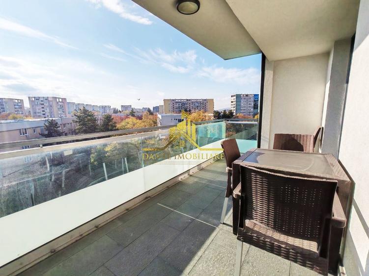 Apartament cu 3 camere semidecomandat, mobilat în Gheorgheni