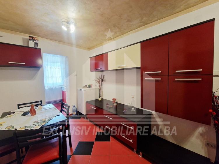 Apartament cu 2 camere decomandat, mobilat în Cetate