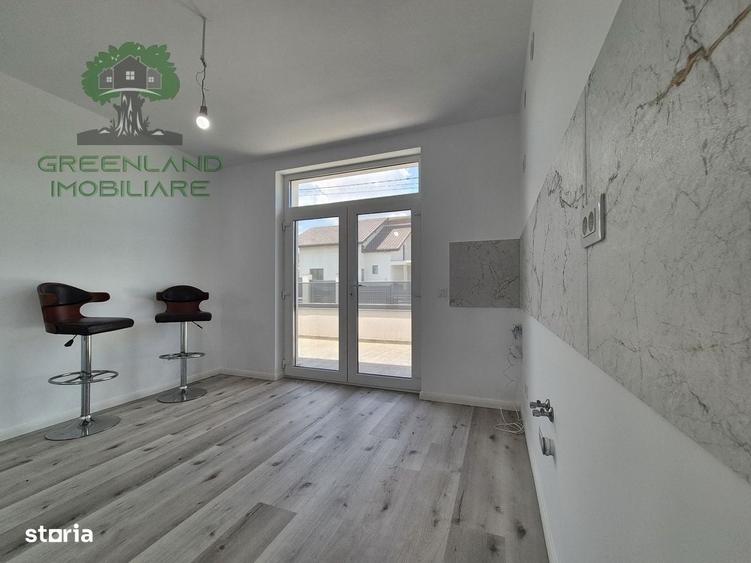 Casă cu 4 camere în Tomești