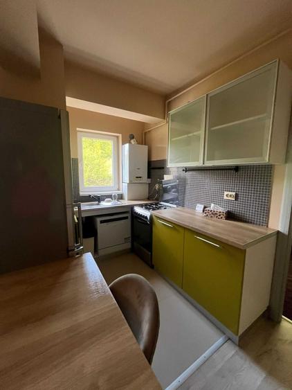 Apartament cu 3 camere decomandat în Baciu