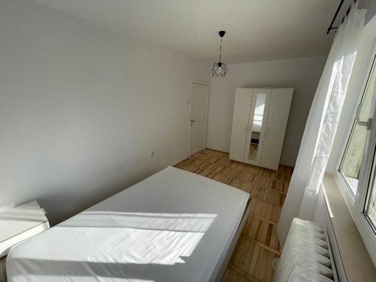 Apartament cu 2 camere semidecomandat în Girocului