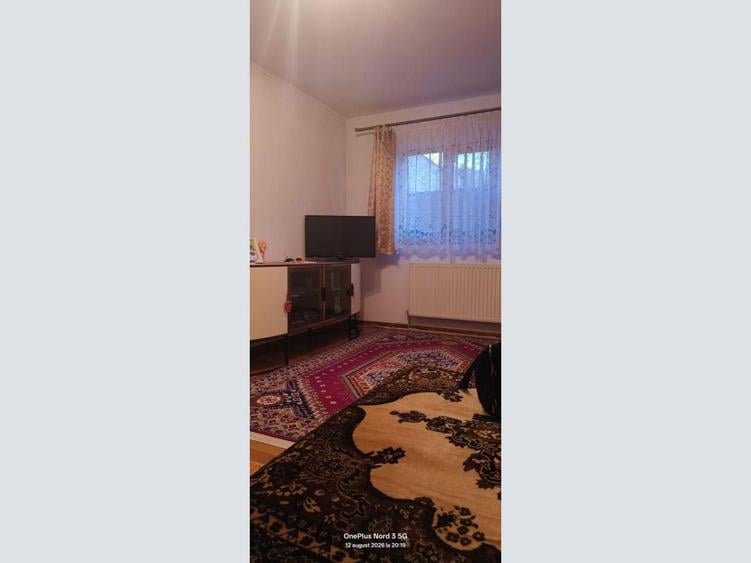 Casă individuală cu 3 camere cu Canalizare în Lacul Tei