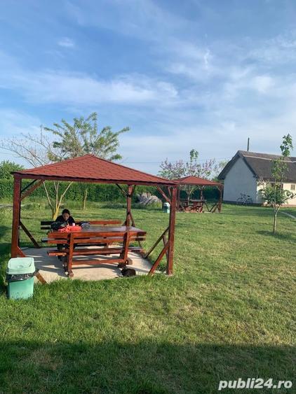 Casă cu 10 camere cu Teren 2433 Mp în Murighiol