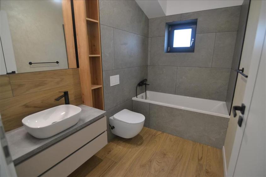 Casă individuală cu 3 camere cu Teren 517 Mp în Tărlungeni