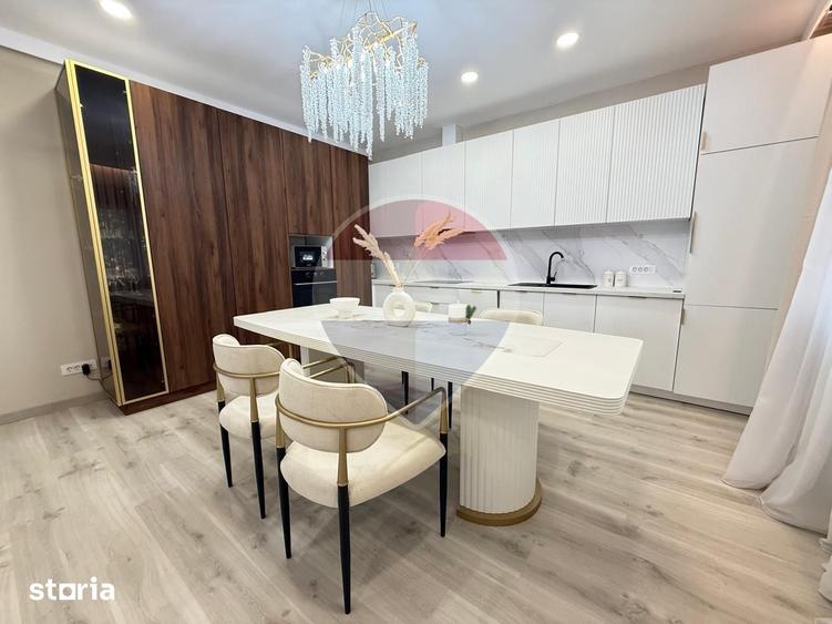 Casă cu 3 camere cu Teren 550 Mp în Central