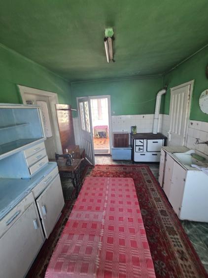 Casă cu 2 camere în Sânpetru