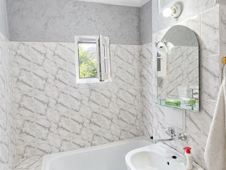 Apartament cu 2 camere decomandat, mobilat în Brazda lui Novac