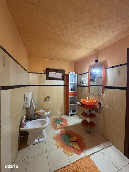 Casă cu 4 camere cu Teren 360 Mp în Blejoi