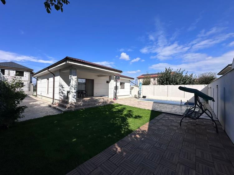 Casă individuală cu 3 camere cu Piscina în Cumpăna