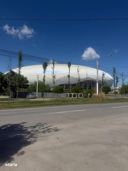 Spațiu comercial, în Central