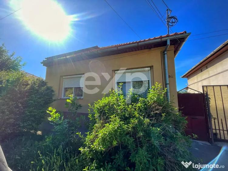 Casă cu 3 camere cu Teren 785 Mp în Ronaț