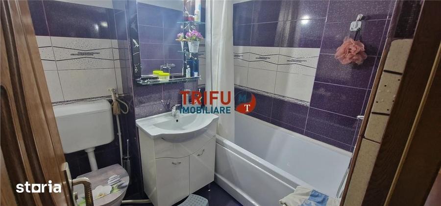 Apartament cu 3 camere decomandat în Central