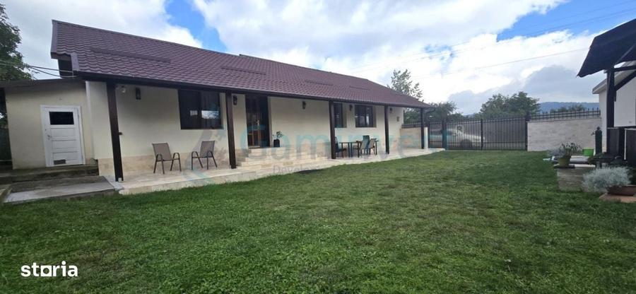 Casă cu 4 camere cu Teren 1755 Mp în Cacuciu Vechi