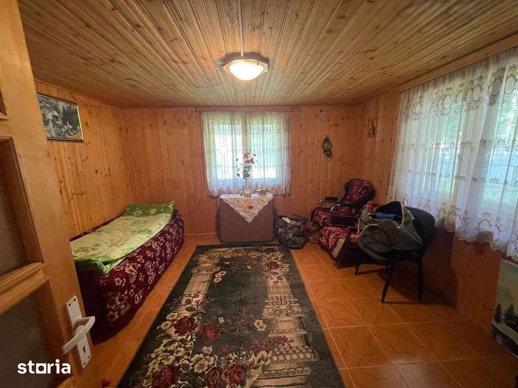 Casa cu 5 camere, curte de 500 mp, rural ,zona Centrala - 6