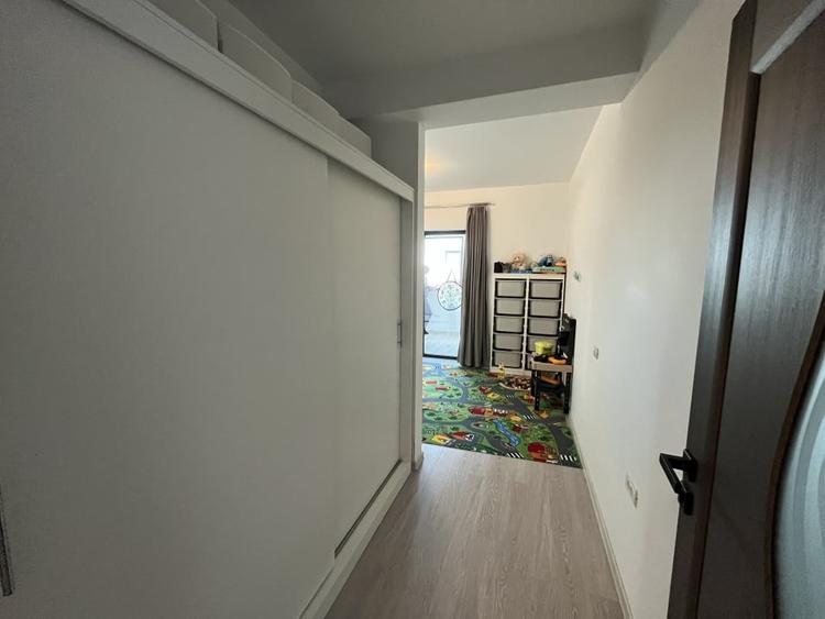 Apartament cu 3 camere, mobilat în Agigea