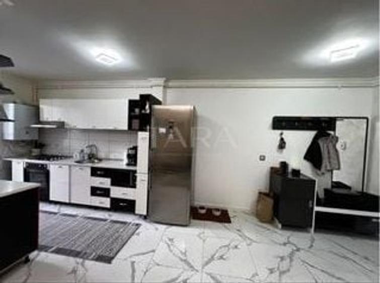 Apartament cu 3 camere decomandat, mobilat în Florești