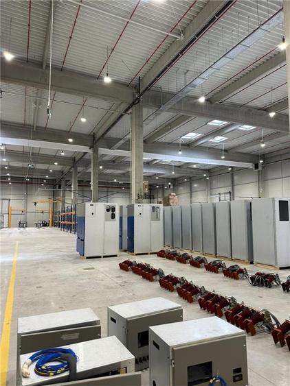 Spațiu industrial, de 1,300 mp, în Luna de Sus