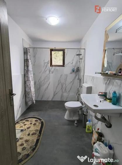 Casă cu 5 camere cu Teren 601 Mp în Chișoda