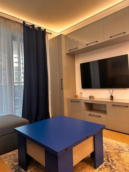 Apartament cu 3 camere decomandat în Pipera