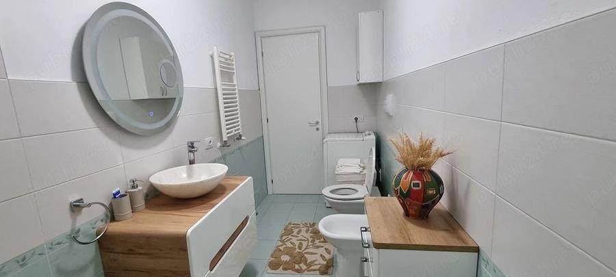 Apartament cu 3 camere decomandat, mobilat în Circumvalațiunii