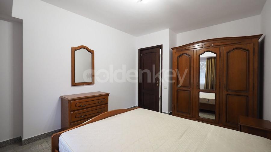 Apartament cu 4 camere decomandat, mobilat în Aviatorilor