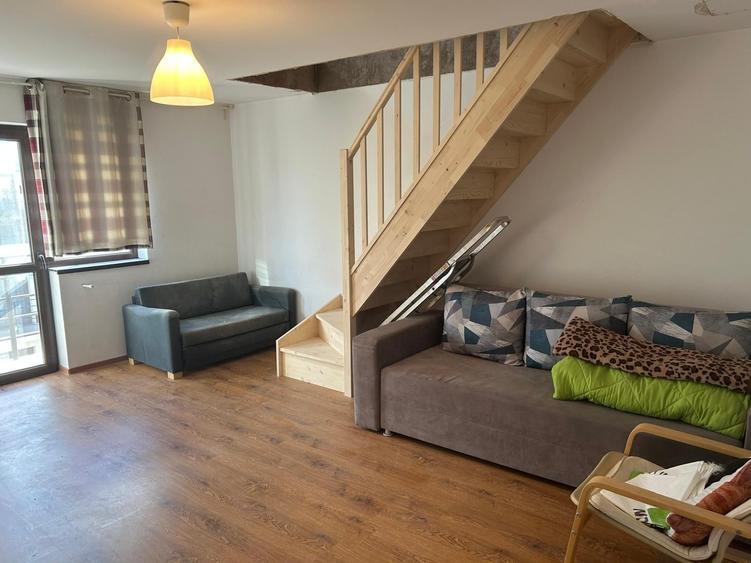 Apartament cu 3 camere decomandat în Prelungirea Ghencea