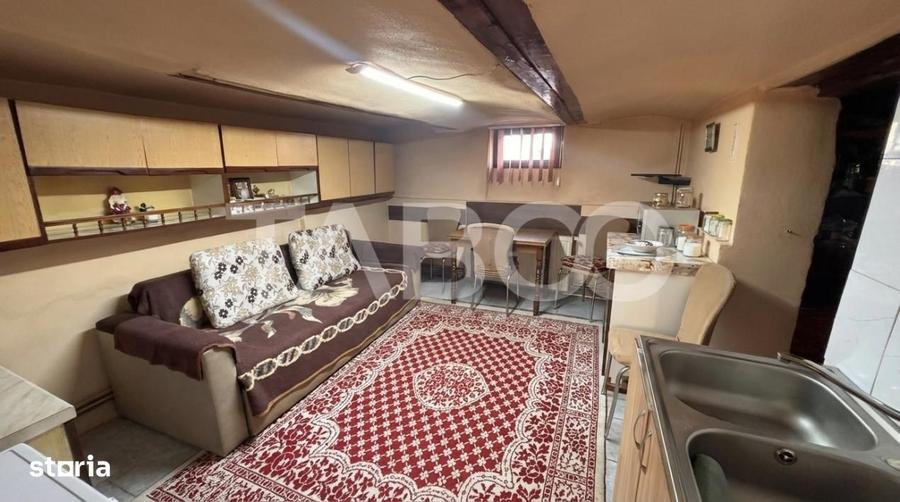 Casă cu 3 camere în Hamba
