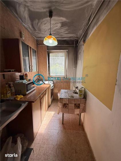Royal Imobiliare - Vanzare Apartament zona Malu Rosu - 3