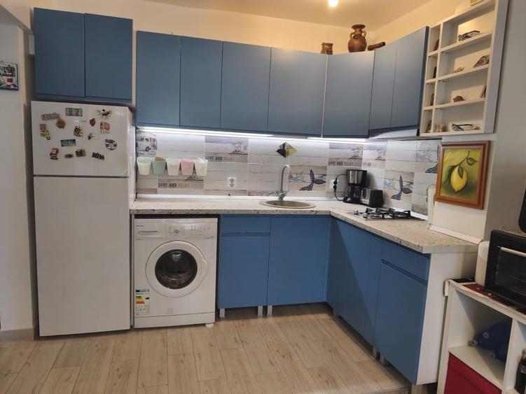 Apartament cu 2 camere semidecomandat, mobilat în Central