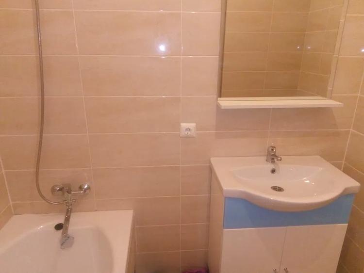 Apartament cu 2 camere decomandat, mobilat în Păcii