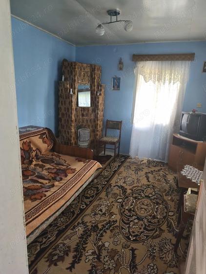 Casă cu 6 camere cu Teren 934 Mp în Central