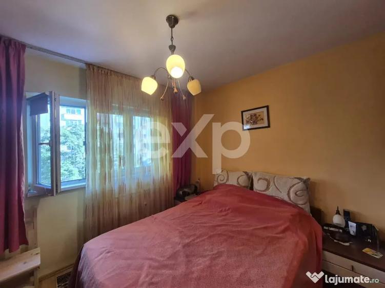 Apartament cu 3 camere semidecomandat în Basarabia
