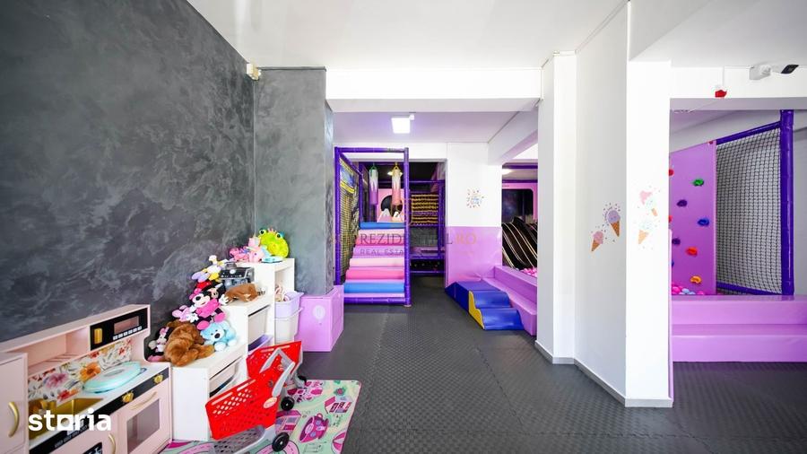 Spațiu comercial, de 195.95 mp, în Central