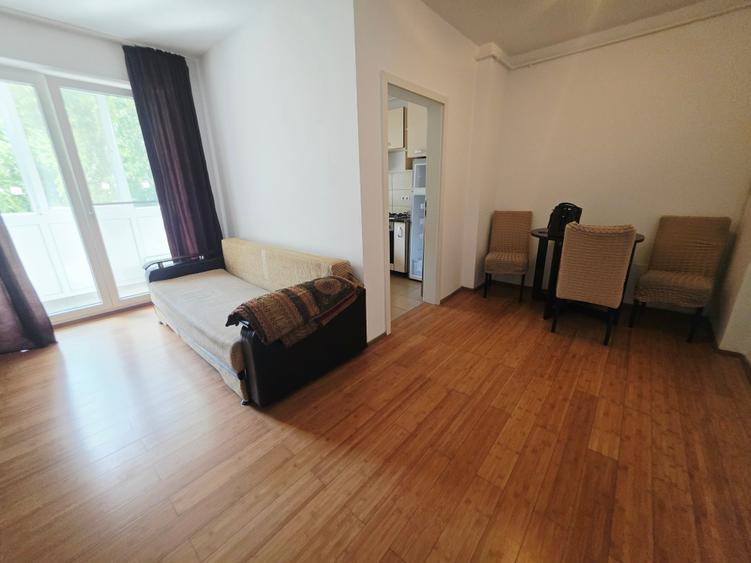 Apartament cu 2 camere semidecomandat în Bartolomeu
