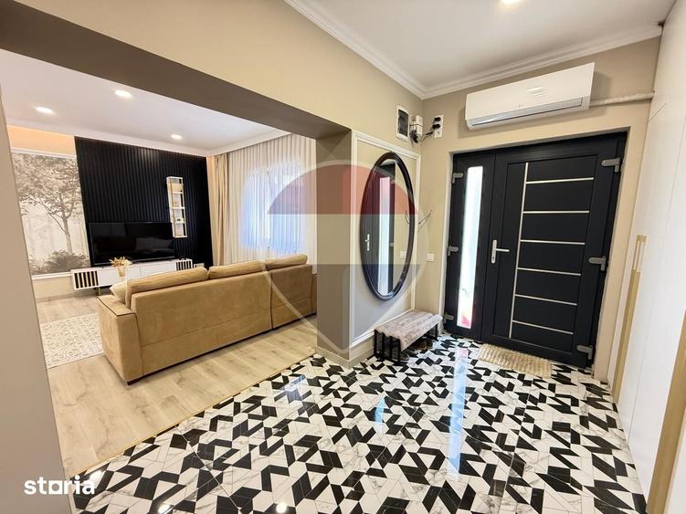 Casă cu 3 camere cu Teren 550 Mp în Central