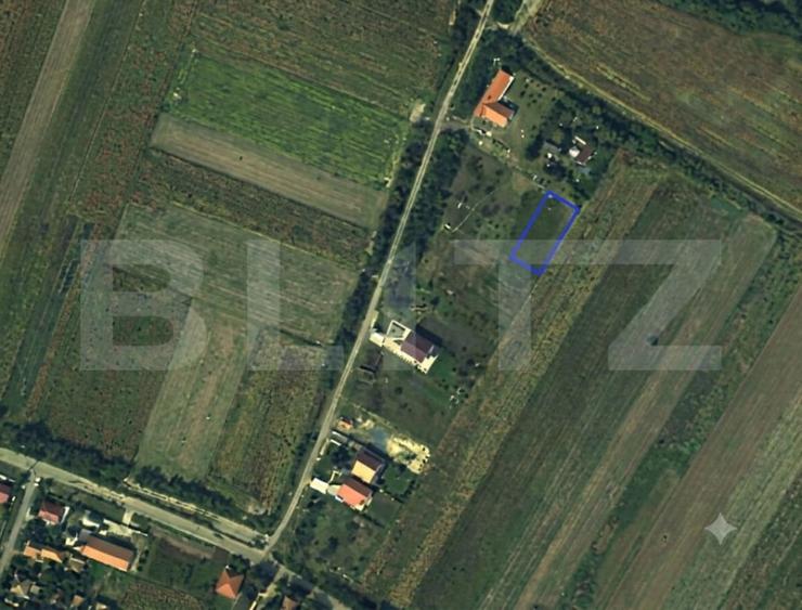 Teren de 680 mp, în Lazuri