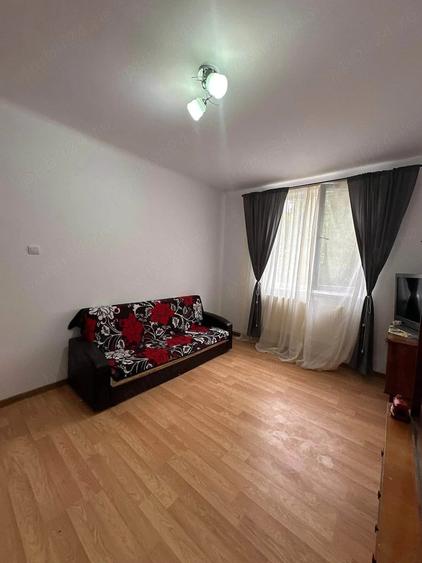 De vanzare apartament cu 2 camere, etajul 1, zona Restaurantului Bradu, 2 boxe 49000euro - 5