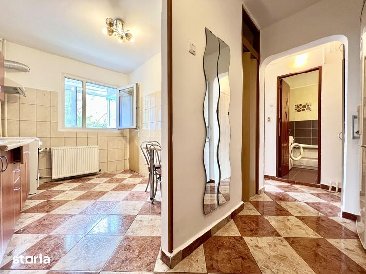 Apartament cu 2 camere decomandat, mobilat în Berceni