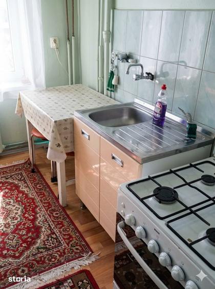 Apartament cu 2 camere semidecomandat în Est