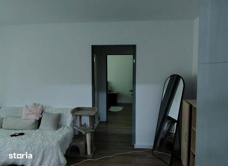 Apartament cu 2 camere în Podu Roș