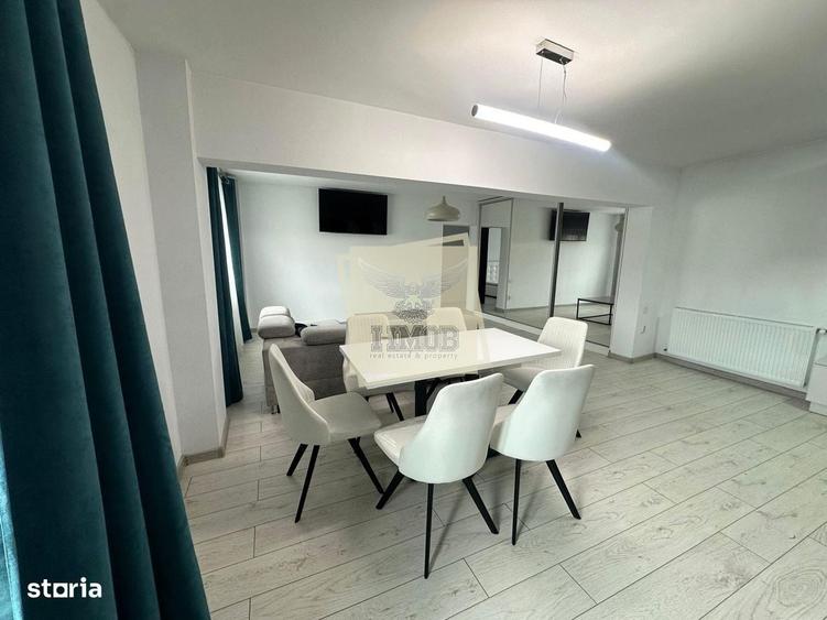 Apartament cu 4 camere decomandat în Central