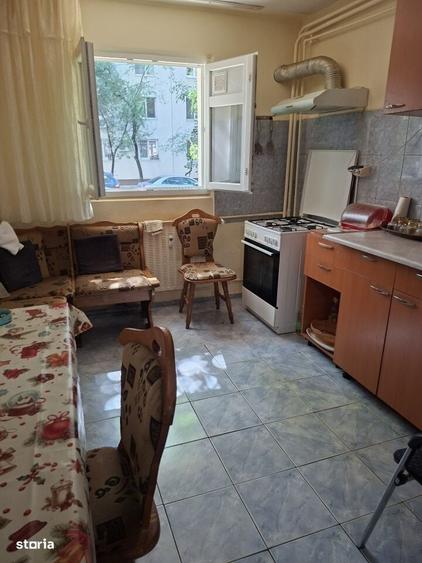 Apartament cu 2 camere în Crângași