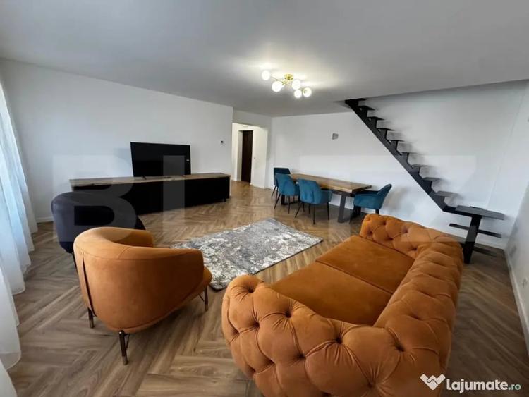 Apartament cu 4 camere decomandat în Central