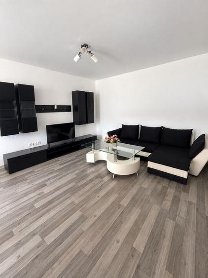Apartament cu 2 camere decomandat în Florești