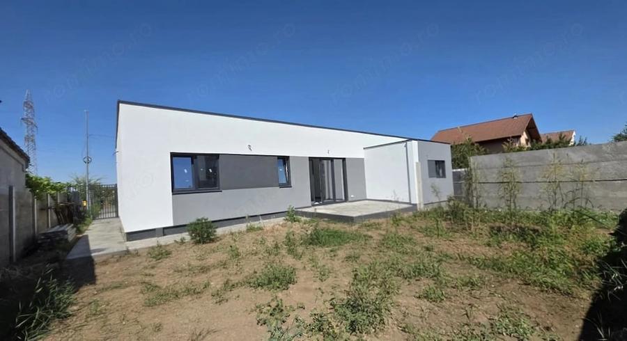 Casă cu 3 camere cu Teren 225 Mp în Dumbrăvița