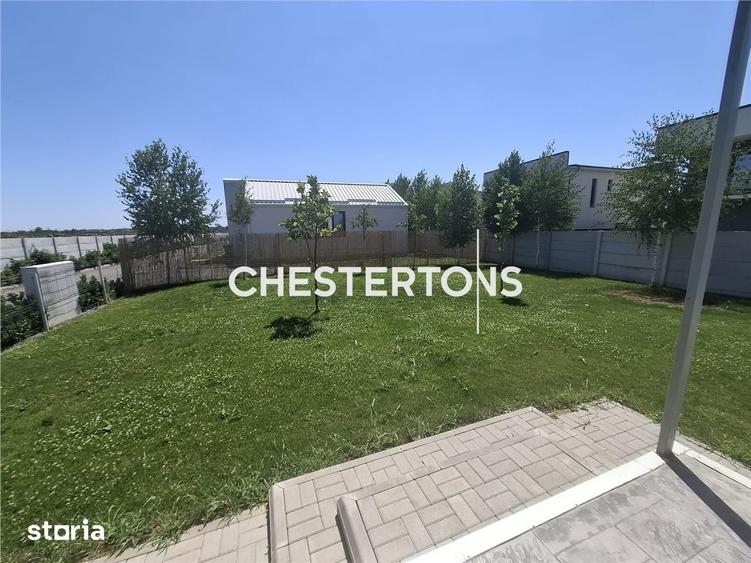 Casă cu 4 camere cu Teren 500 Mp în Corbeanca