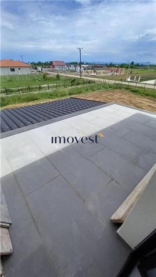 Casă individuală cu 4 camere cu Teren 700 Mp în Păulești