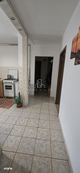 Apartament cu 3 camere decomandat în Tudor
